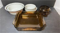 Lot of kitchen cookware