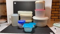Large bag of Tupperware, Rubbermaid, Anchor, and