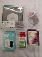 Great baby lot, rattle, diaper Genie filters +++
