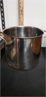 Large cooking pot no lid