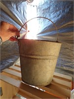 Galvanixed Bucket with a handle