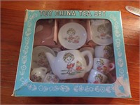 Vintage Childs Teaset-as is