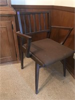 CUTE MCM Chair, Easy to Change Upholstery