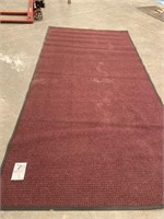 lot of Assorted sizes lot of red rugs