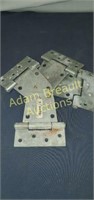 4 zinc plated 3.5 inch gate hinges, like new