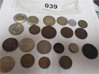 LOT OF FOREIGN COINS