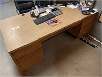 6’x3’ office desk, items on and in desk not