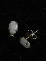 14k Yellow gold fire opal stones earrings .4g
