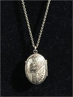 12k GF locket necklace very detailed 15.1g