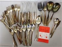1881 Rogers Full Eight Pieces Service