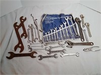 Combination Wrenches, Adjustable Wrenches, & More