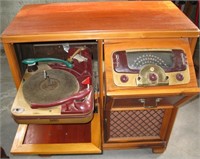 Vtg Zenith Cabinet Radio Record Player