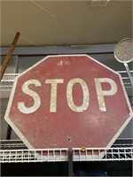 stop sign (road sign)
