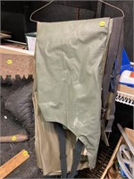 waders size large