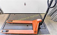 Toyota Pallet Jack 5500 LB Capacity