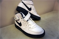 Nike Youth Kid Force Sneakers