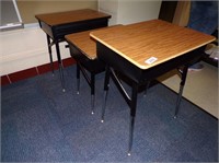 (3) Student Desk