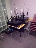 (6) Student Desks