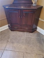 WOOD CORNER CABINET - 2 DOOR