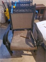 SMALL TABLE AND CHAIRS - 2 REG/ 2 SWIVEL- NEEDS RE