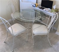 Online-Only Furniture Auction (Ending 11/11/2020)