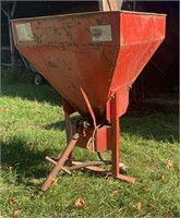 WORK SAVER PTO BROAD CAST SPREADER (NEEDS REPAIR)