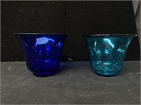Dark blue and light blue decorative cups
