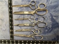 6 pair of Scissors