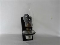 VINTAGE SMALL WALL MOUNTED OIL LAMP