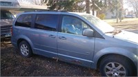 2008 Chrysler Town and Country Van