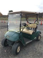 EZ GO ELECTRIC GOLF CART W/ WINDSHIELD & TOP