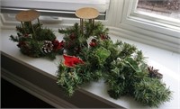 2x Christmas Candle Holders and Garland