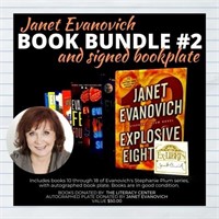 Janet Evanovich Signed Plate and Book Bundle