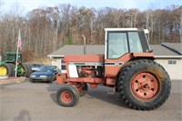 IHC 1086 TRACTOR