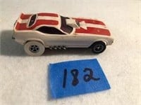 HO Scale Slot Car A/FX (Red/White 1758-001)