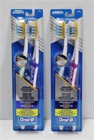 (2) ORAL-B PRO-HEALTH ADVANCED TOOTHBRUSH