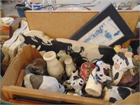 BOX OF COW DECORATIONS INCLUDES FLAT