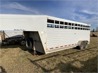 2007 Trails West Hot Shot Gooseneck Stock Trailer