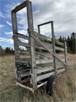 Wooden portable cattle loading chute