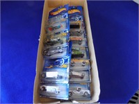 Lot 12 Hot Wheels 2000 - 2002