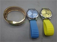 Lot of modern ladies wristwatches!