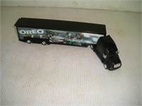 ACTION Die Cast Oreo Truck  NIB  13 Inches Long