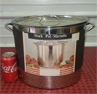 New 20qt. STAINLESS STEEL STOCK POT