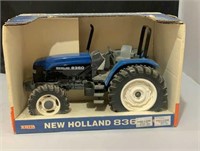 ERTL New Holland 8360