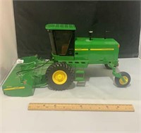 John Deere 4995 Windrower