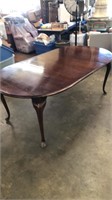 Dining Room Oval Table with Queen Anne Legs