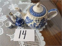 Sadler England Tea Pot and misc pieces