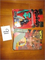 2 figurines in package Batman and WCW