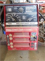 Portable Lincoln Arc Welder, 225 G7