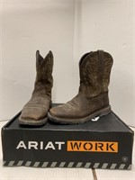 Ariat Size 10 EE Wide Square Toe Boots